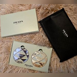 😍 PRADA Beauty Ornaments
